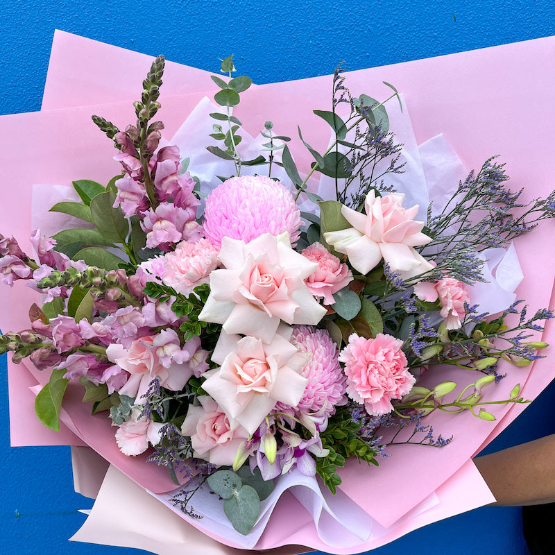 deluxe pink and lilac flower bouquet 